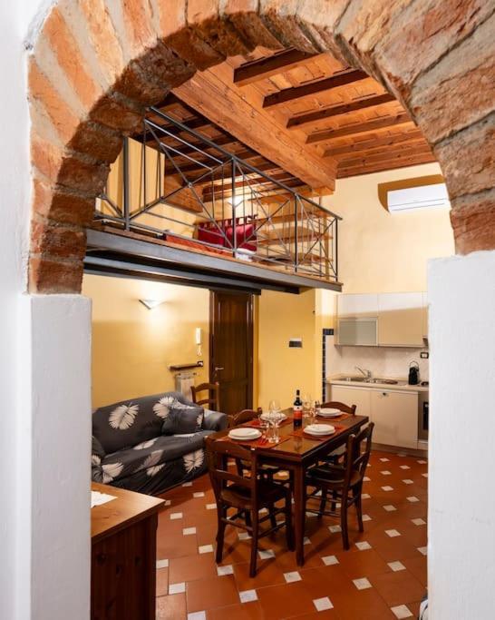 Keys Of Italy - Serragli 55 - Stile Rustico Rinascimentale In Oltrarno Флоренция Экстерьер фото